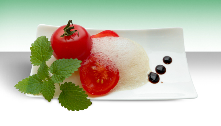 Pürierte/passierte Kost stilvoll anrichten mit innovativen Formen